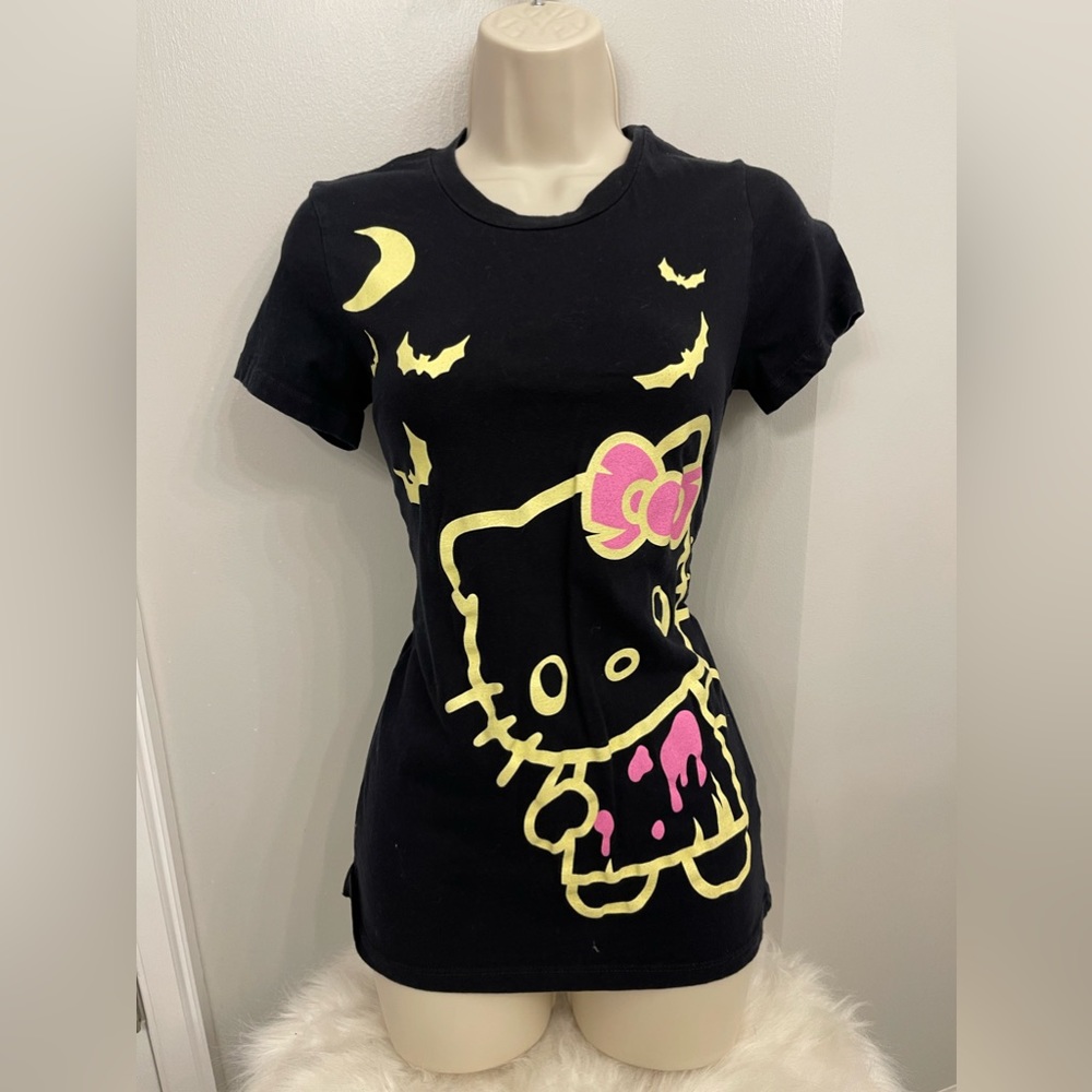 🎀🎃 Collector’s edition hello kitty halloween shirt hello zombie rare HTF sz S